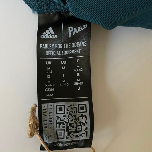 Adidas Parlay Padded Cycling Bib Shorts Womens Medium Green HM3159 MSRP $200 NWT - Picture 8 of 12